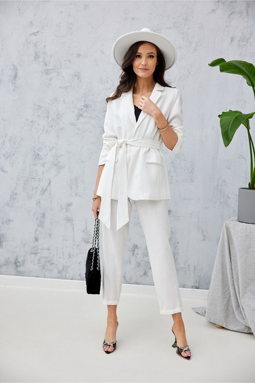 Timeless Grace – Roco Fashion Elegante Bukser med Rett Ben fra MS StyleHaven, størrelse 34, med long, bukselengde long, kjolelengde maxi, kjolestil sheath; mermaid; a-line; caftan; slip