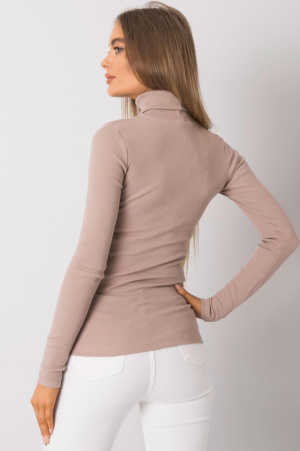 Turtleneck Rue Paris til dame fra MS StyleHaven, laget av Bomull, farge Hvit, størrelse S/M, med sleeveless; 3-4 ermer, perfekt til casual; dress