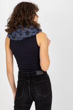 Oppdag vårt utvalg av stilfulle Rød Halstørkle - AT til dame i ulike størrelser og kvalitetsmaterialer – perfekte til jobb; fritid og alle dager. Rask levering og gode priser hos MS Stylehaven. se mer!