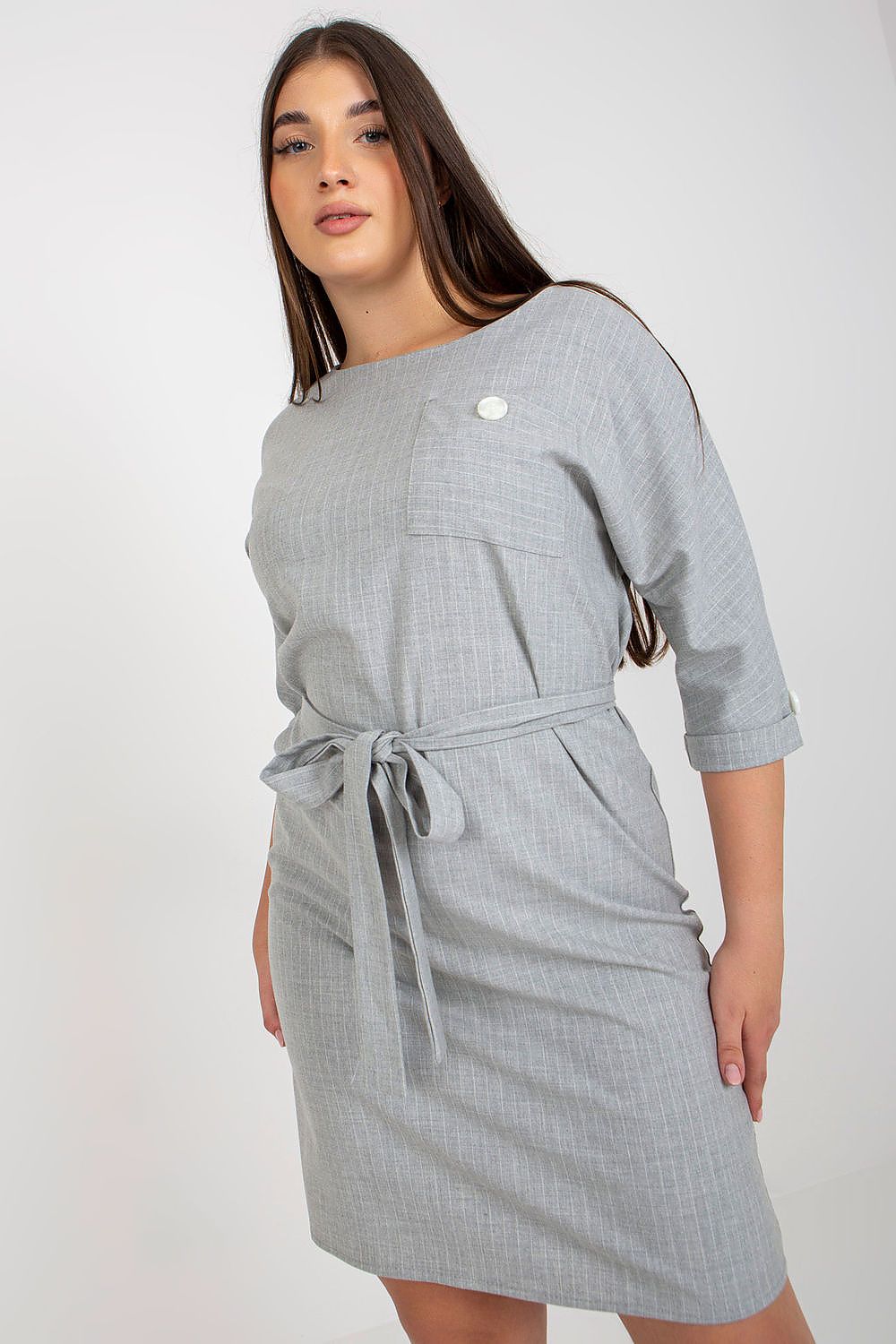 Lakerta Plus size Pencil Dress - 3/4 ermer til dame fra MS StyleHaven, laget av Ull; polyester, farge Svart, størrelse 42, med 45720 ermer, perfekt til casual; dress