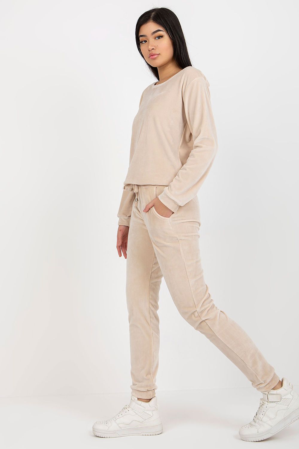 Oppdag vårt utvalg av stilfulle Fiolett Sett Rue Paris til dame i ulike størrelser og kvalitetsmaterialer – perfekte til jobb; fritid og alle dager. Rask levering og gode priser hos MS Stylehaven. se mer!