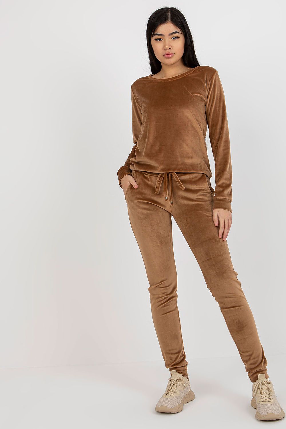 Oppdag vårt utvalg av stilfulle  Sett Rue Paris til dame i ulike størrelser og kvalitetsmaterialer – perfekte til jobb; fritid og alle dager. Rask levering og gode priser hos MS Stylehaven. se mer!