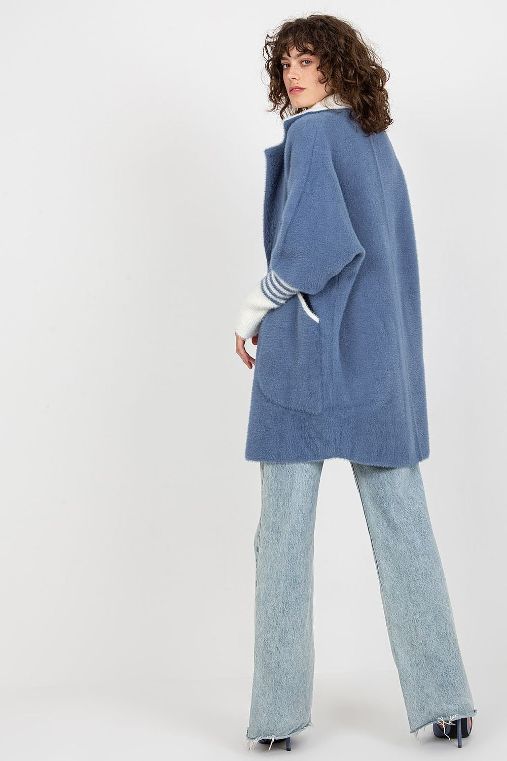 Oppdag vårt utvalg av stilfulle  Frakk MBM til dame i ulike størrelser og kvalitetsmaterialer – perfekte til jobb, fritid og alle dager. Rask levering og gode priser hos MS Stylehaven. se mer!