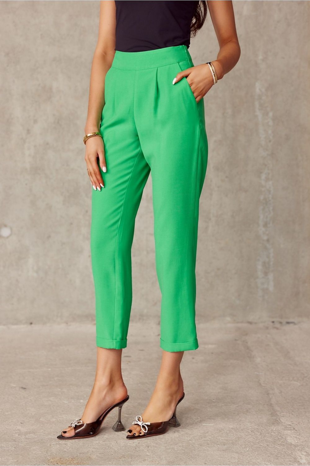 Timeless Grace – Roco Fashion Elegante Bukser med Rett Ben fra MS StyleHaven, størrelse 38, med long, bukselengde long, kjolelengde maxi, kjolestil sheath; mermaid; a-line; caftan; slip