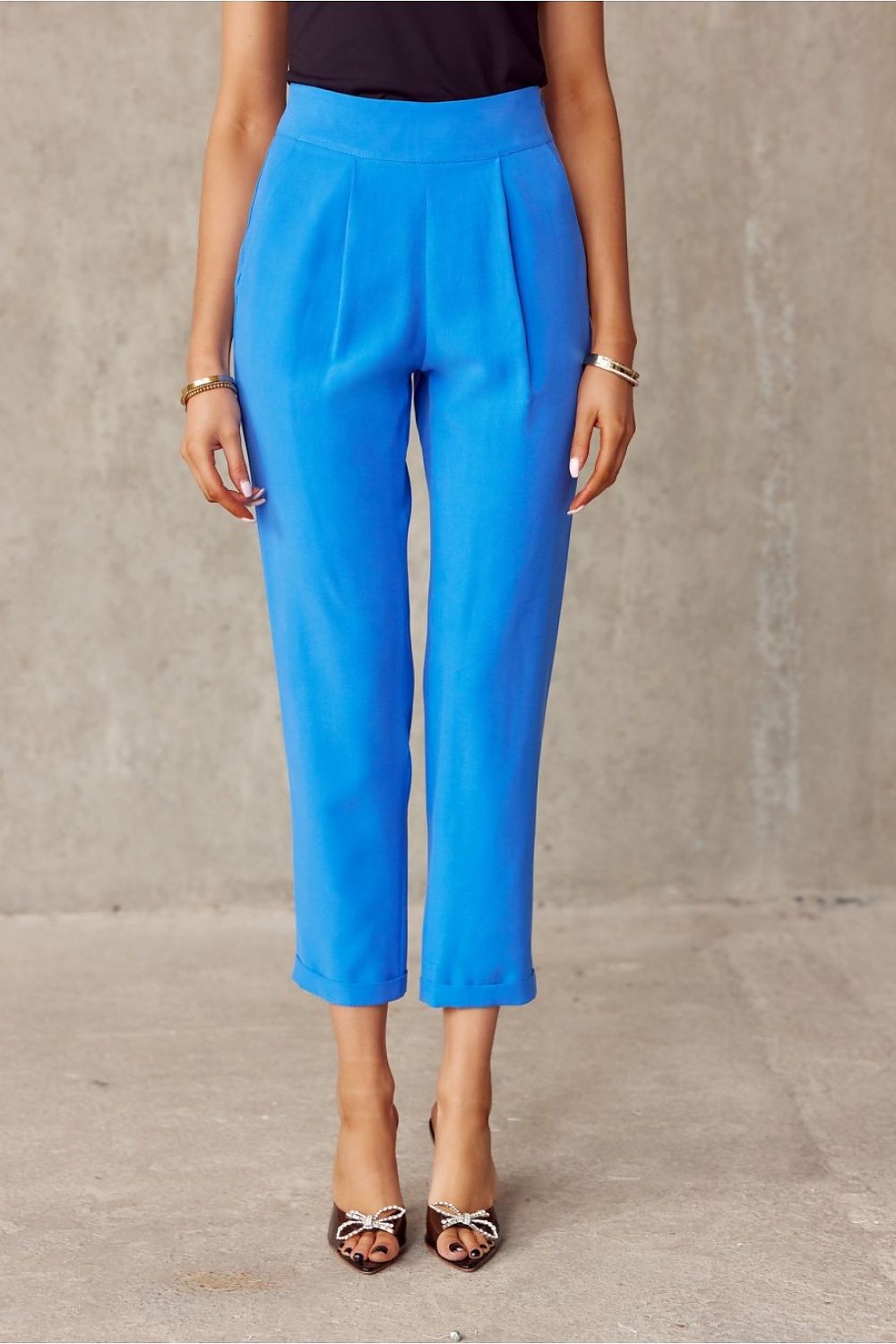 Timeless Grace – Roco Fashion Elegante Bukser med Rett Ben fra MS StyleHaven, størrelse 34, med long, bukselengde long, kjolelengde maxi, kjolestil sheath; mermaid; a-line; caftan; slip
