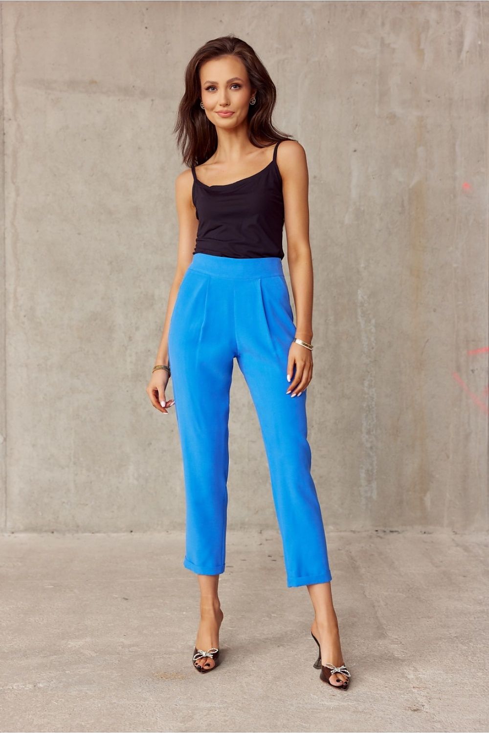 Timeless Grace – Roco Fashion Elegante Bukser med Rett Ben fra MS StyleHaven, størrelse 36, med long, bukselengde long, kjolelengde maxi, kjolestil sheath; mermaid; a-line; caftan; slip