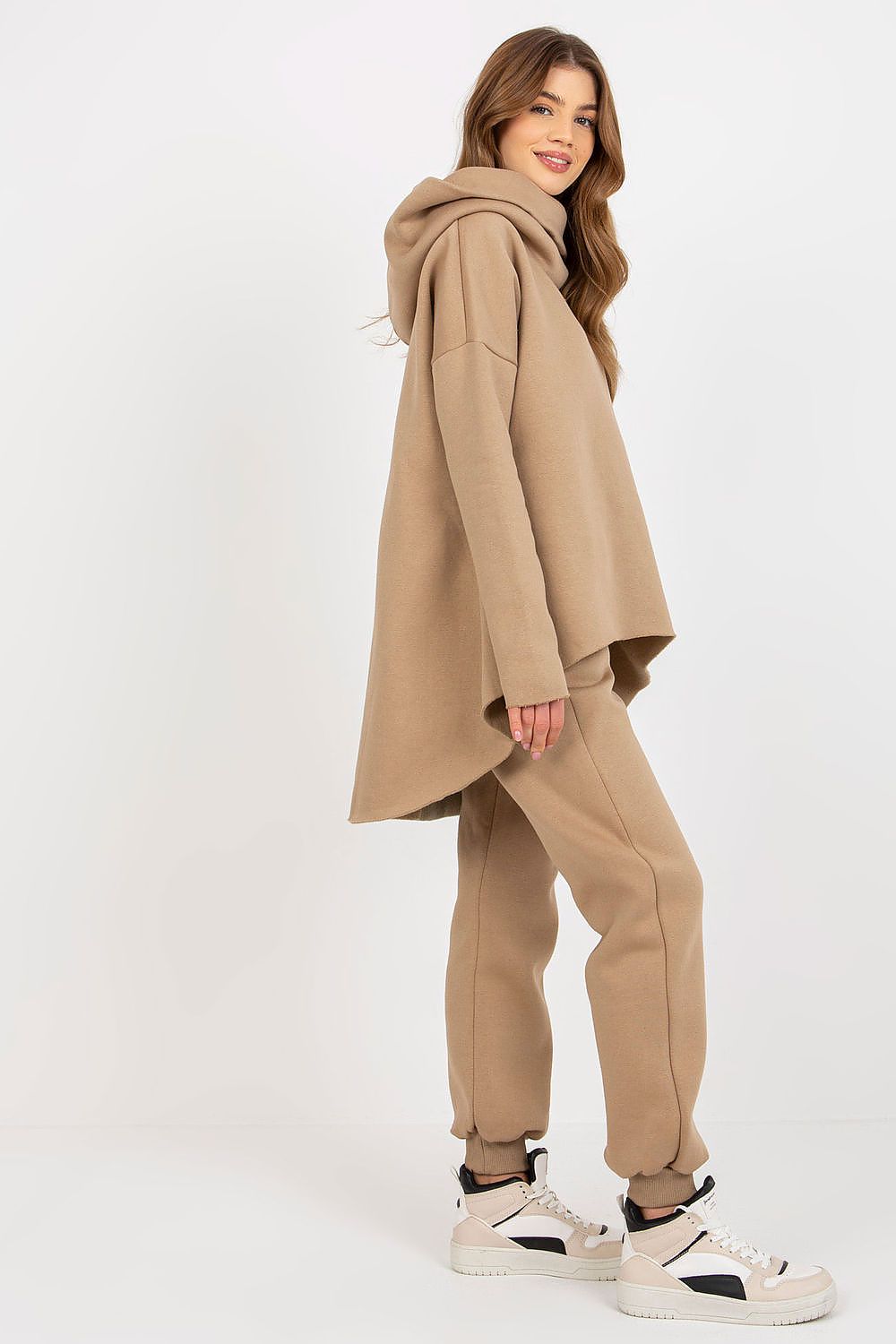 Oppdag vårt utvalg av stilfulle  Sett Ex Moda til dame i ulike størrelser og kvalitetsmaterialer – perfekte til jobb; fritid og alle dager. Rask levering og gode priser hos MS Stylehaven. se mer!