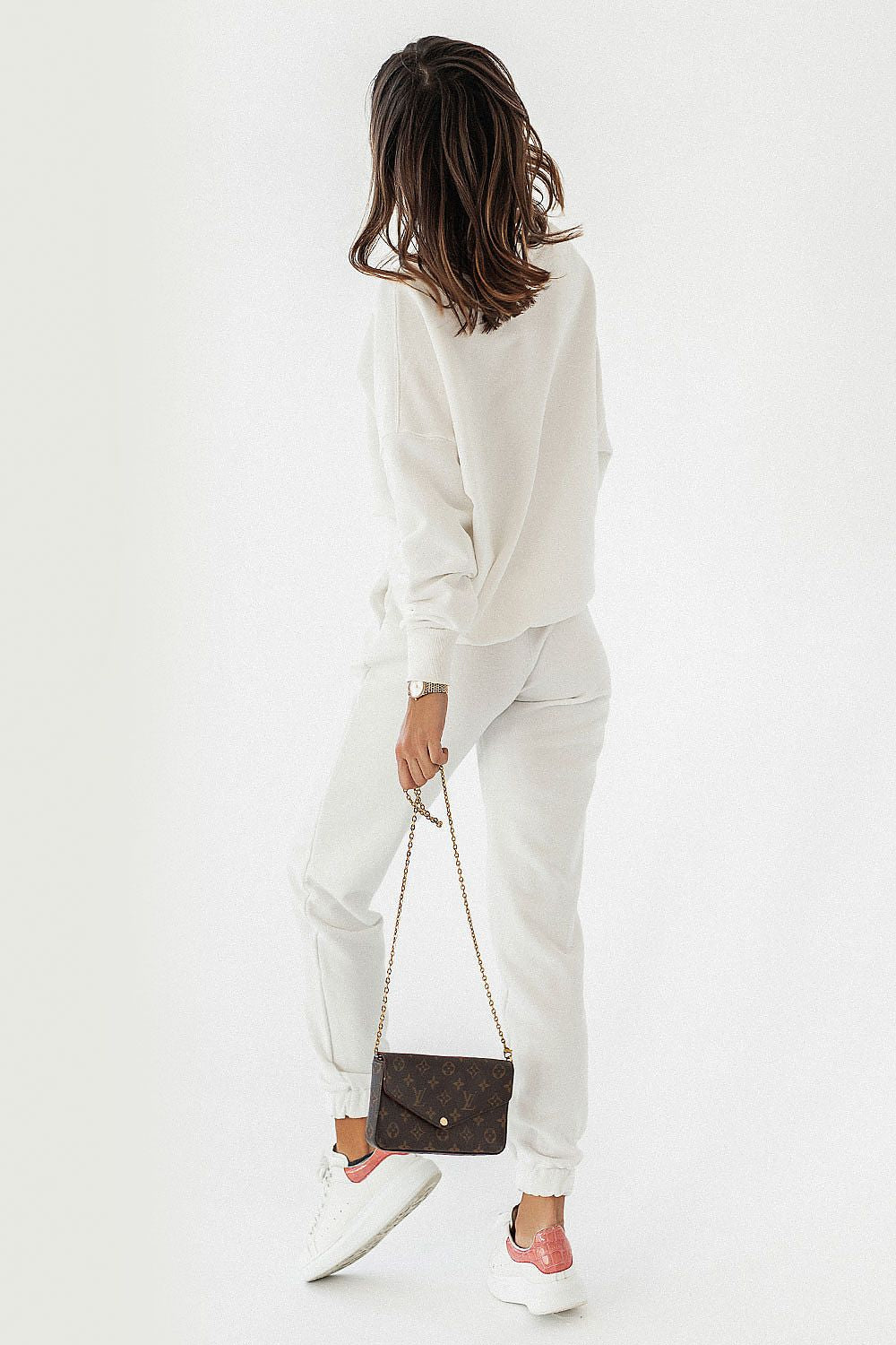 Oppdag vårt utvalg av stilfulle Blå Genser IVON til dame i ulike størrelser og kvalitetsmaterialer – perfekte til jobb; fritid og alle dager. Rask levering og gode priser hos MS Stylehaven. se mer!