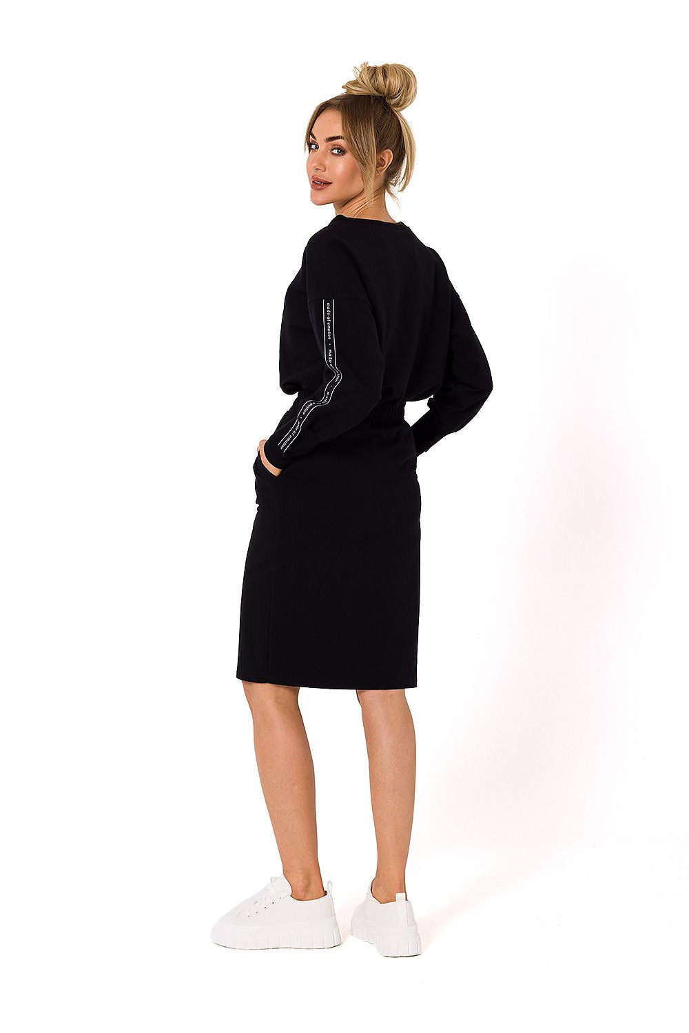Praktisk Skjørt - Moe til dame fra MS StyleHaven, laget av Bomull; Elastan-1, farge Rosa, størrelse XL, med long ermer, perfekt til dress