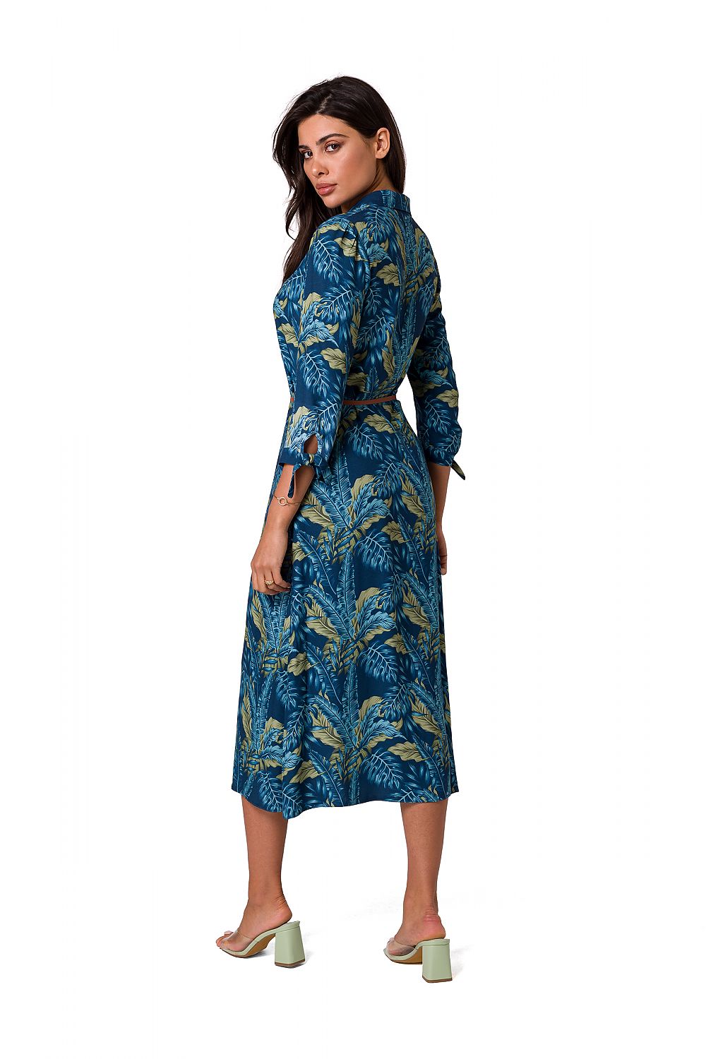Dagskjole BeWear til dame fra MS StyleHaven, laget av polyester, farge Flerfarget, størrelse M, med long ermer, perfekt til dress