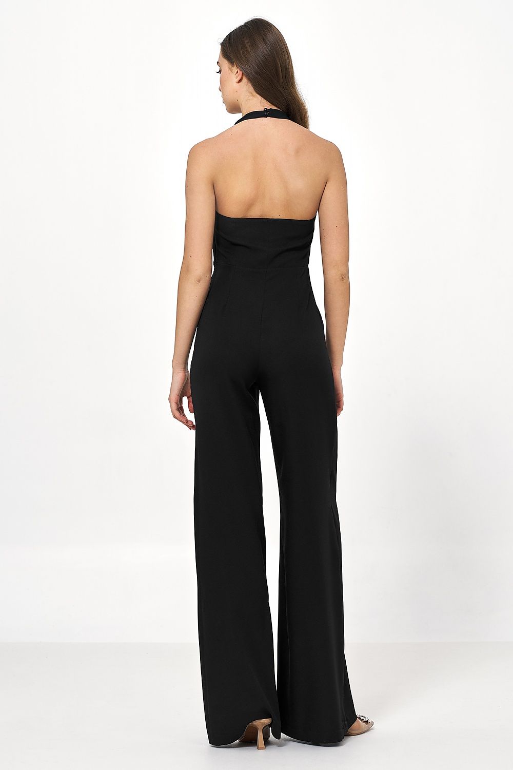 Jumpsuit Nife til dame fra MS StyleHaven, laget av polyester, farge Svart, størrelse 36, med sleeveless ermer, perfekt til casual; dress