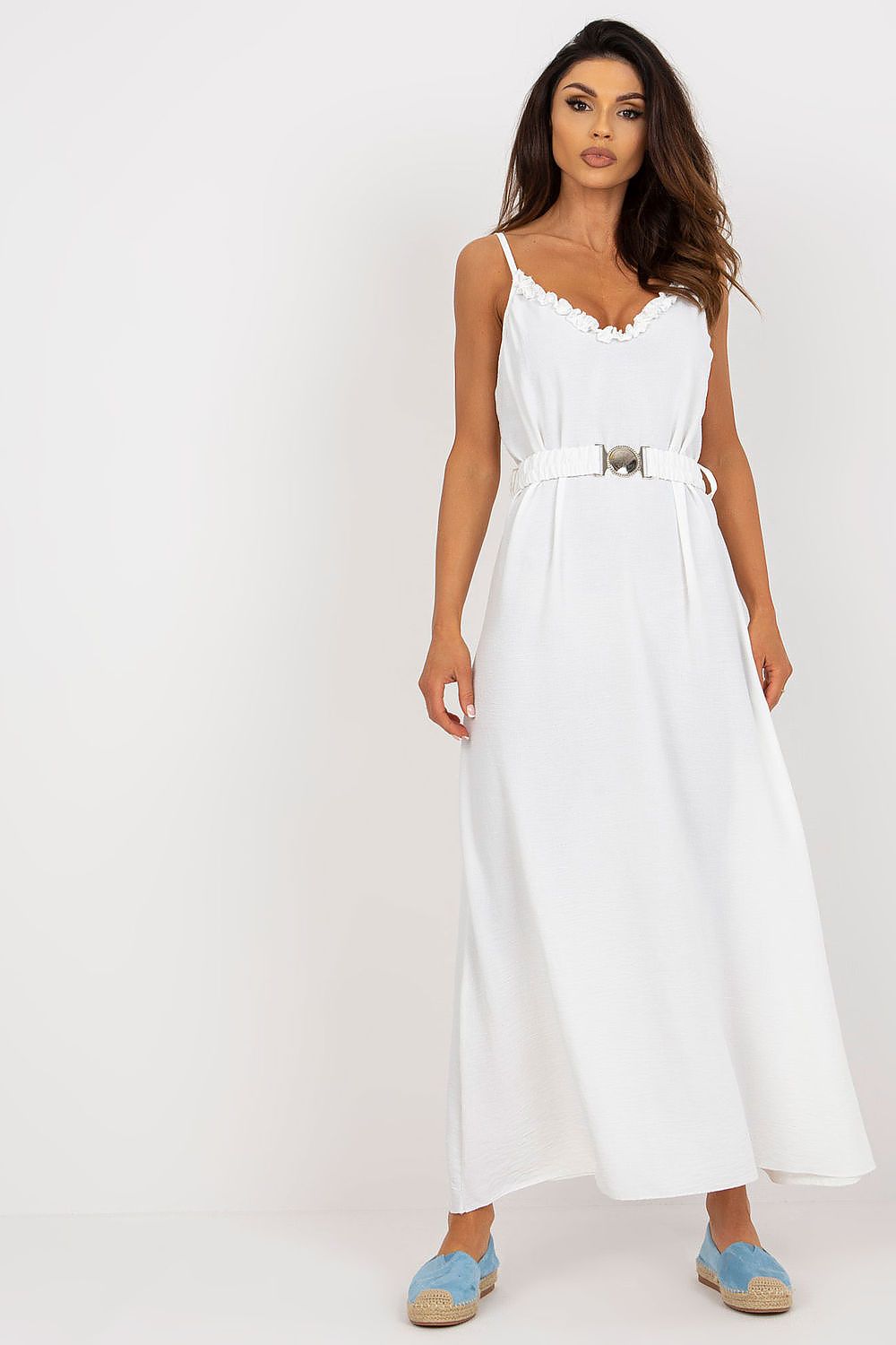 Dagkjole Och Bella til dame fra MS StyleHaven, laget av polyester, farge beige, størrelse s, med strapless ermer, midi lengde, kjolestil sheath; a-line