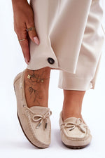 Mocassin Step in Style til dame fra MS StyleHaven, laget av polyester, med detaljer i faux-leather, farge beige, størrelse 36, med 45720 ermer, hælhøyde low, skostørrelse 36; 37; 38; 39; 40; 41, perfekt til casual