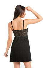 Teyli Gloria Nattkjole – Eleganse og Sensualitet til dame fra MS StyleHaven, laget av Viskose; Elastan, farge Svart, størrelse S, med sleeveless ermer, perfekt til casual; dress