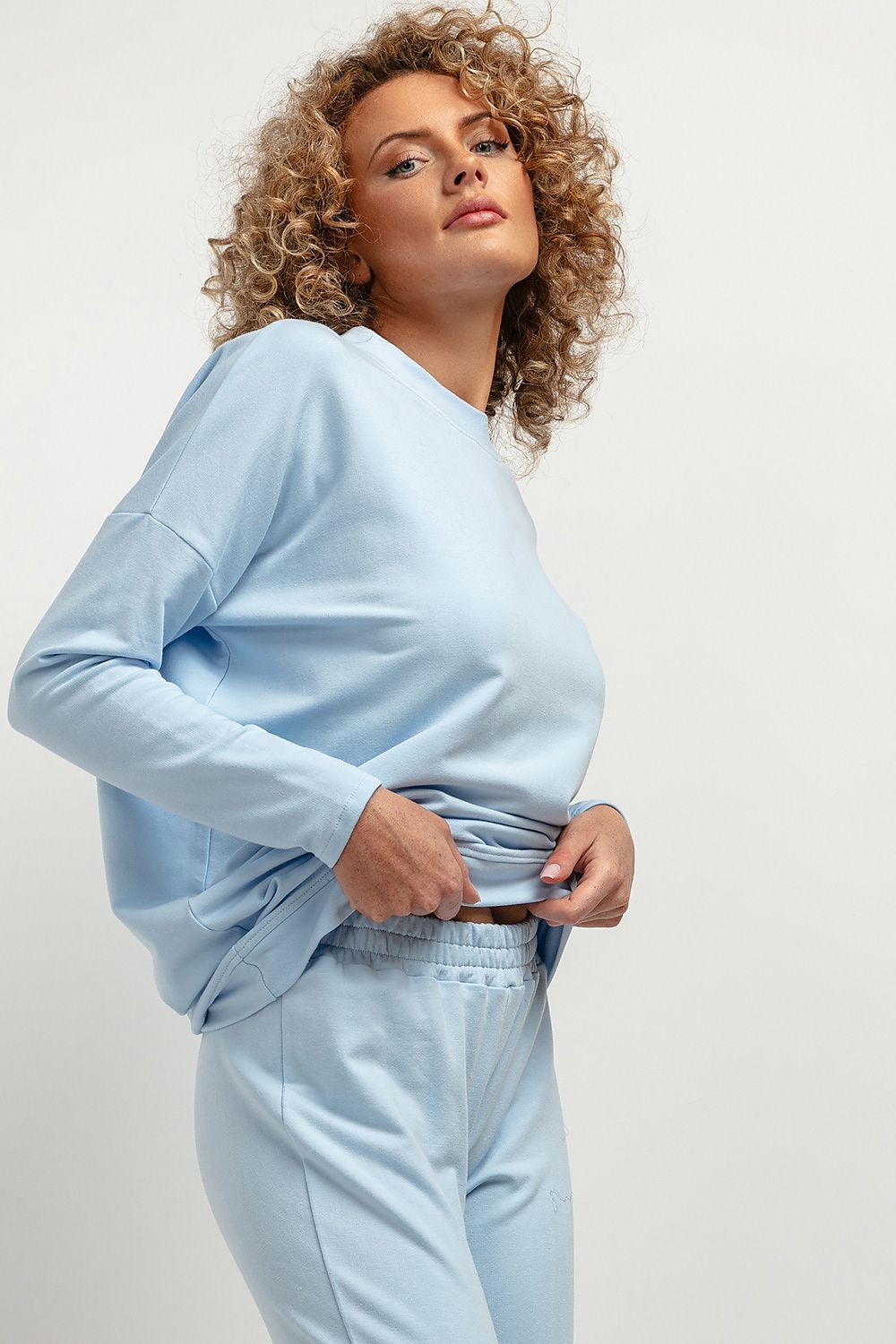 Oppdag vårt utvalg av stilfulle Blå Genser Tessita til dame i ulike størrelser og kvalitetsmaterialer – perfekte til jobb; fritid og alle dager. Rask levering og gode priser hos MS Stylehaven. se mer!