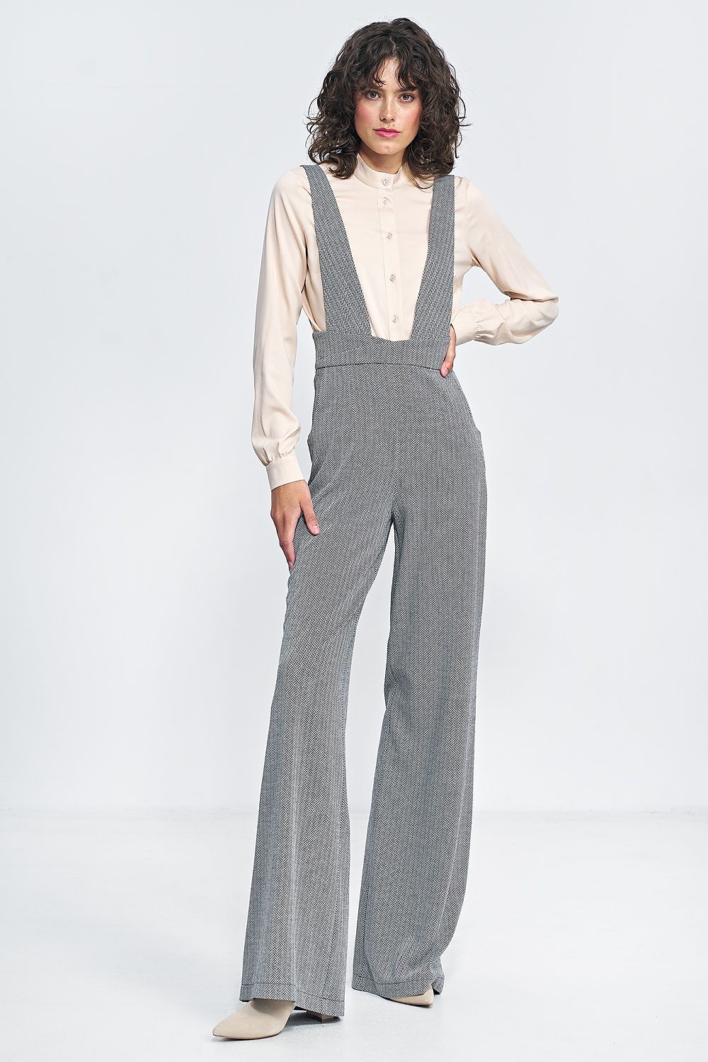 Jumpsuit Nife til dame fra MS StyleHaven, laget av polyester; Viskose, farge Svart, størrelse 34, med sleeveless ermer, perfekt til casual; dress
