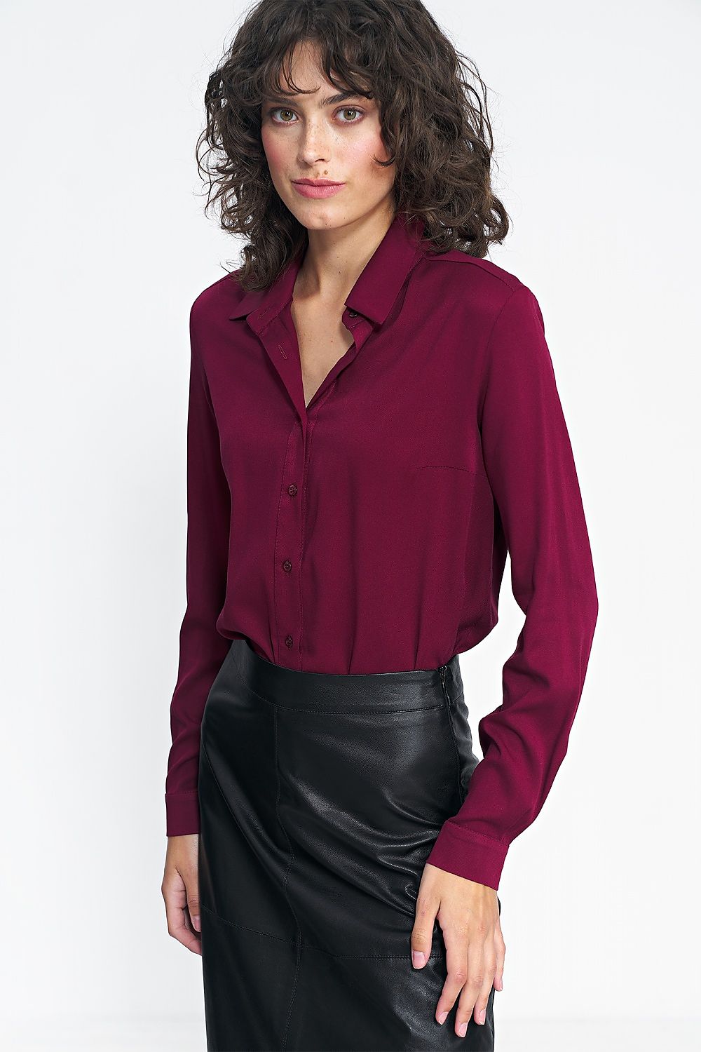 Langermet skjorte Nife til dame fra MS StyleHaven, laget av Viskose, farge Rød, størrelse 34, med long ermer, perfekt til casual; dress