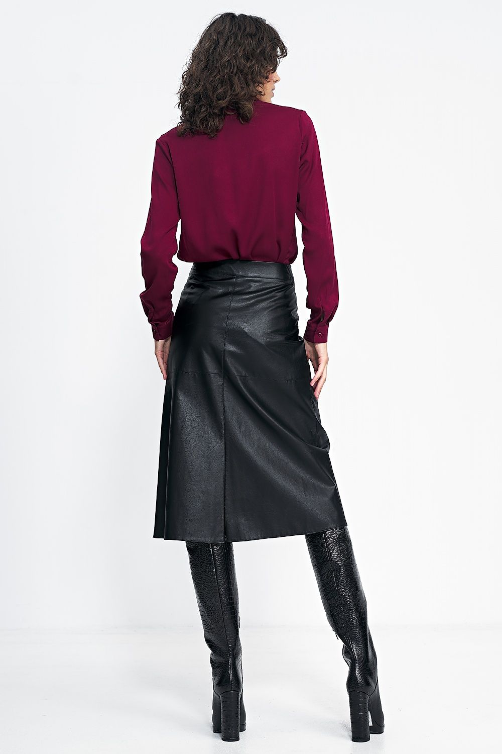Langermet skjorte Nife til dame fra MS StyleHaven, laget av Viskose, farge Rød, størrelse 40, med long ermer, perfekt til casual; dress