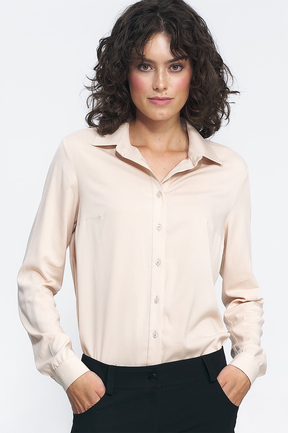 Langermet skjorte Nife til dame fra MS StyleHaven, laget av Viskose, farge Rød, størrelse 42, med long ermer, perfekt til casual; dress