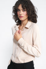 Langermet skjorte Nife til dame fra MS StyleHaven, laget av Viskose, farge beige, størrelse 34, med long ermer, perfekt til casual; dress