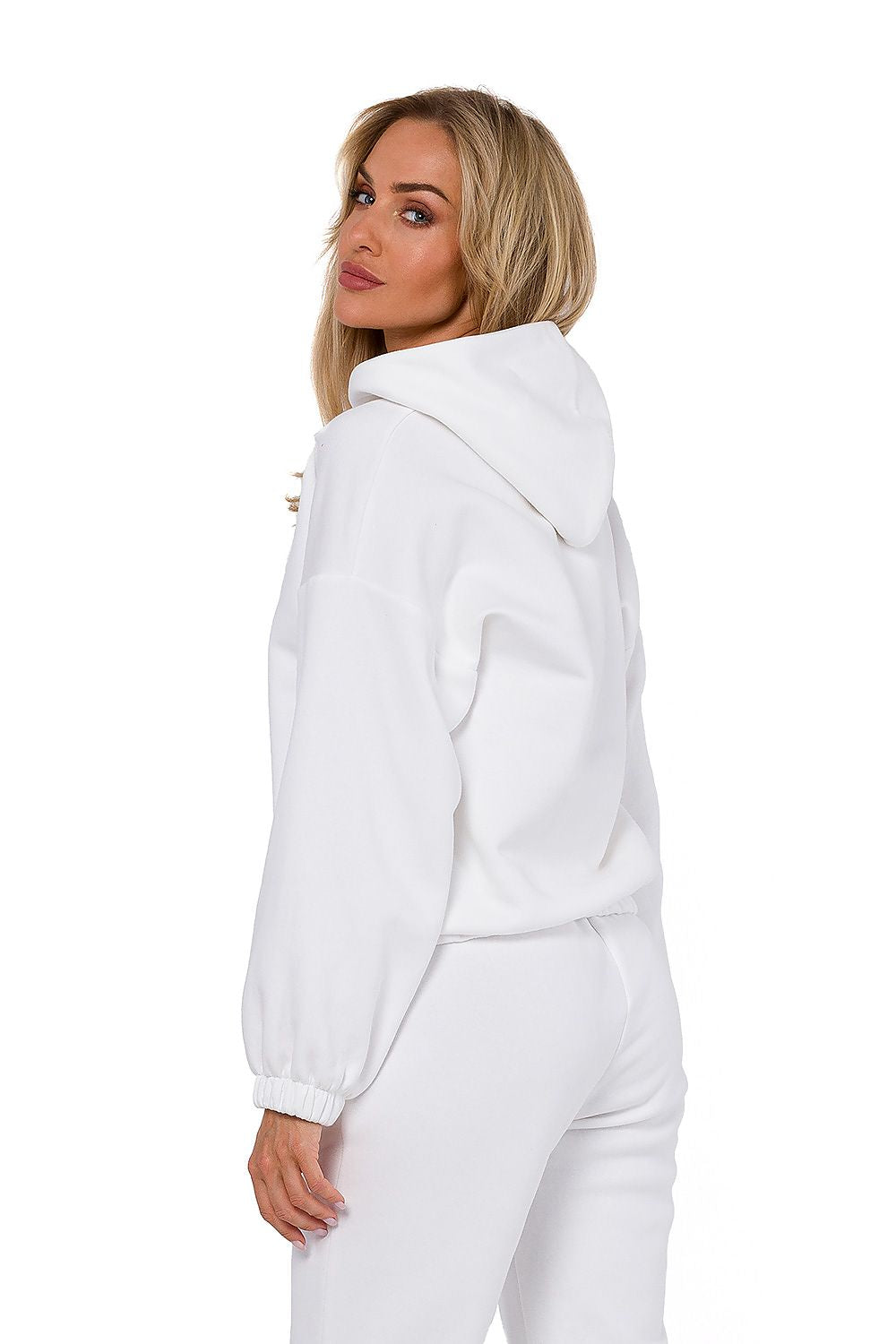 Genser Moe til dame fra MS StyleHaven, laget av polyester, farge beige, størrelse 2XL/3XL, med long ermer, perfekt til dress