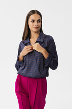 Bluse Stylove til dame fra MS StyleHaven, laget av polyester, farge beige, størrelse s, med long ermer, perfekt til dress