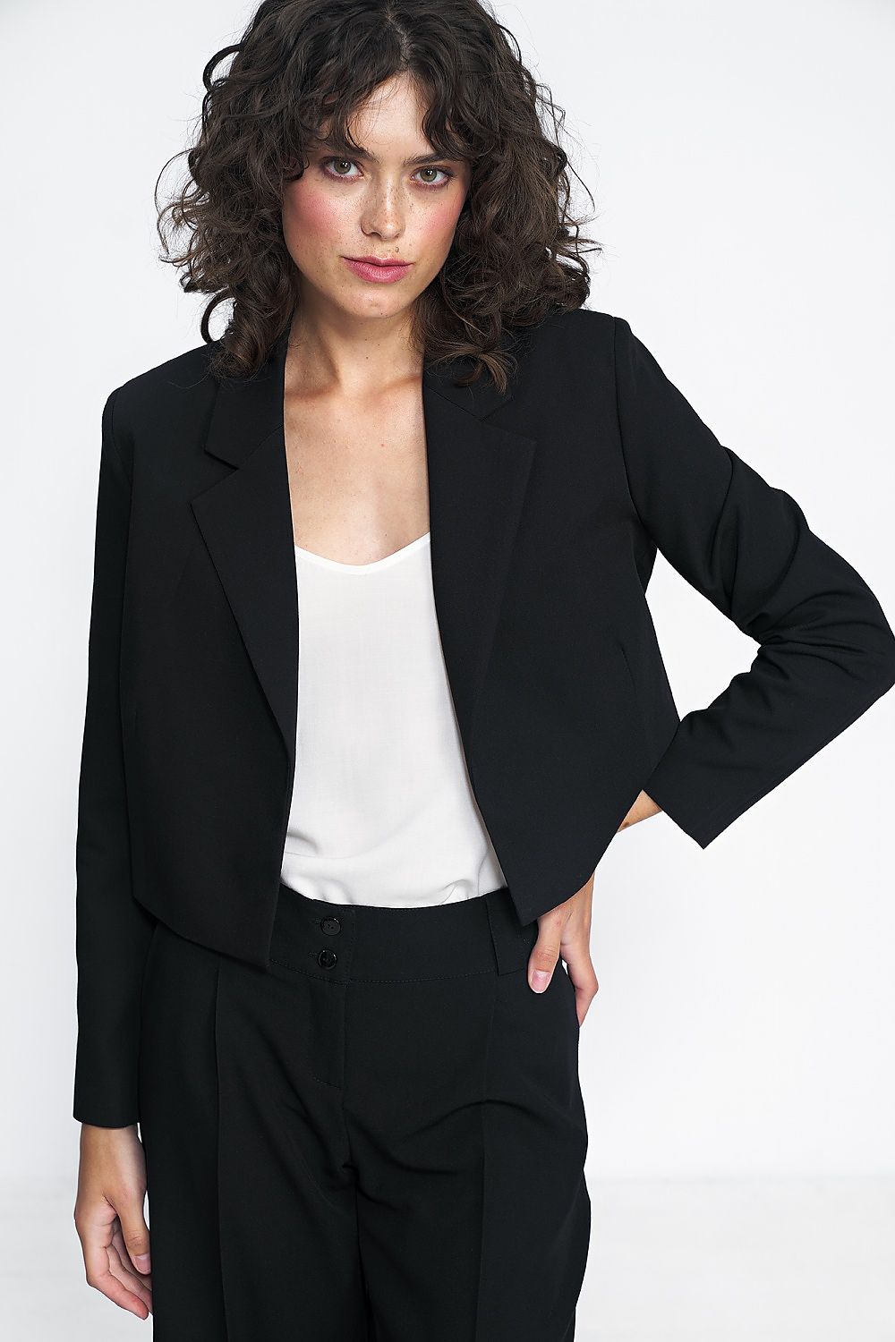 Jakke Nife til dame fra MS StyleHaven, laget av polyester; Viskose, farge Svart, størrelse 36, med long ermer, perfekt til casual; dress