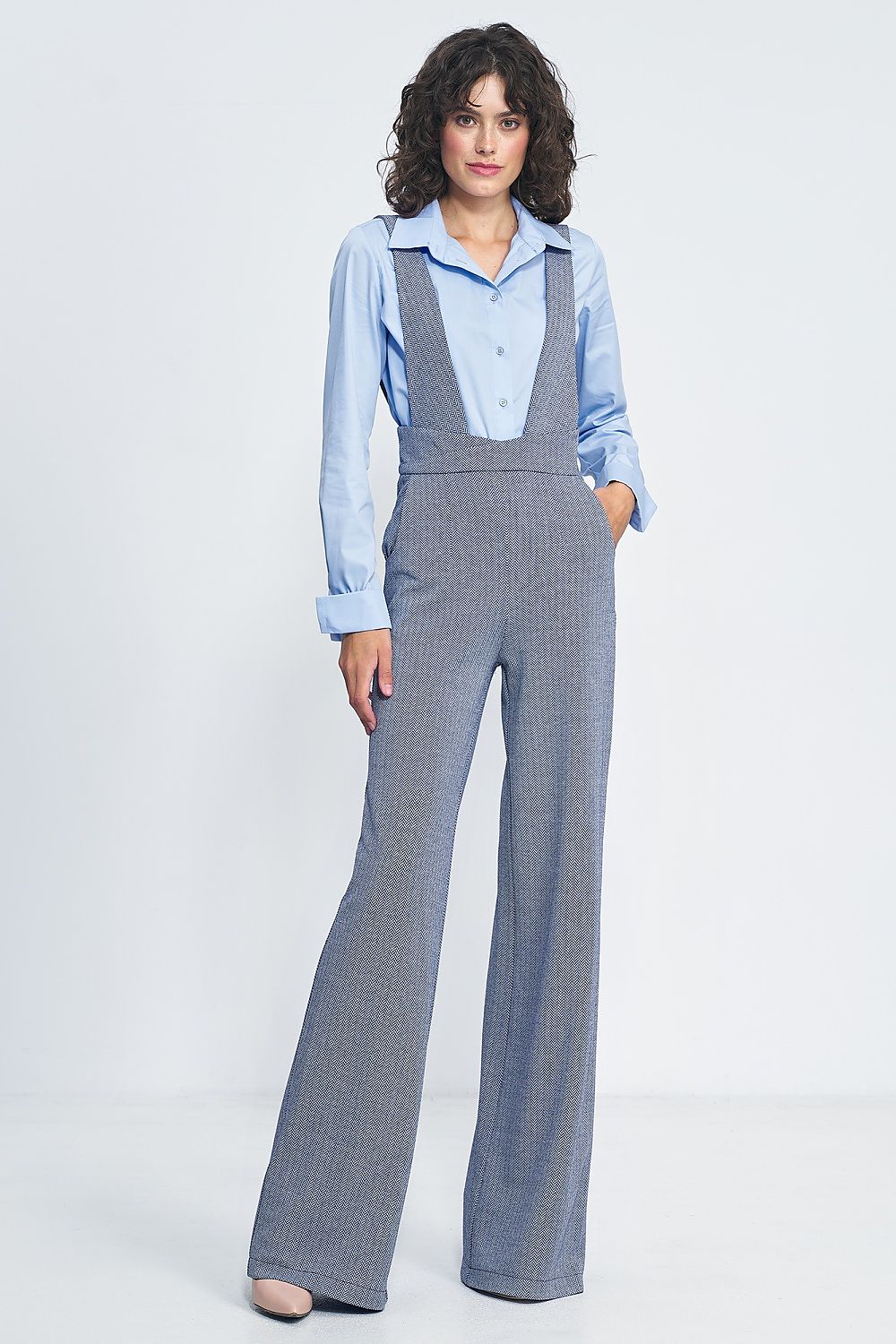 Jumpsuit Nife til dame fra MS StyleHaven, laget av polyester; Viskose, farge Svart, størrelse 40, med sleeveless ermer, perfekt til casual; dress