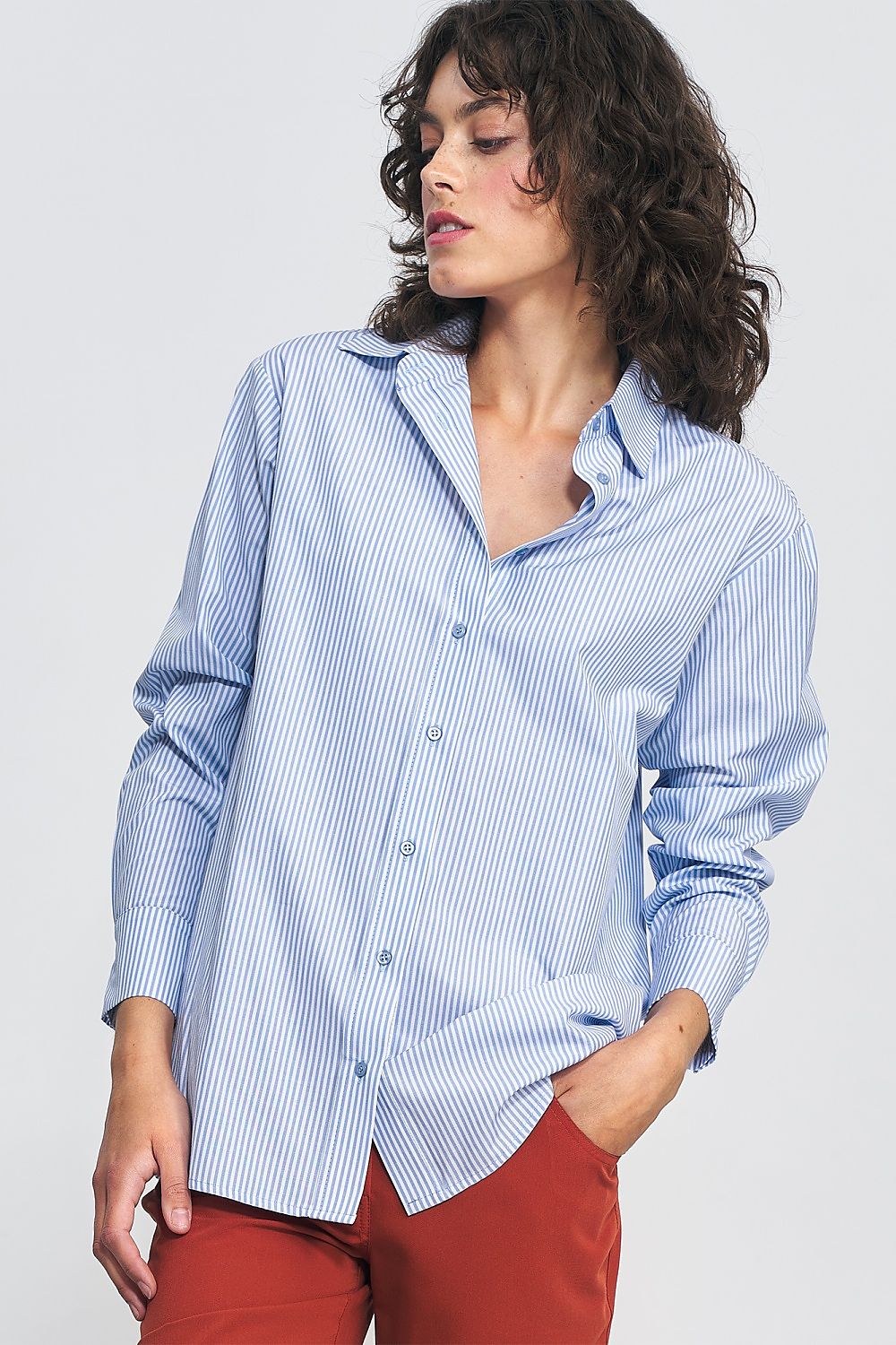 Langermet skjorte Nife til dame fra MS StyleHaven, laget av Viskose, farge Blå, størrelse 38, med long ermer, perfekt til casual; dress