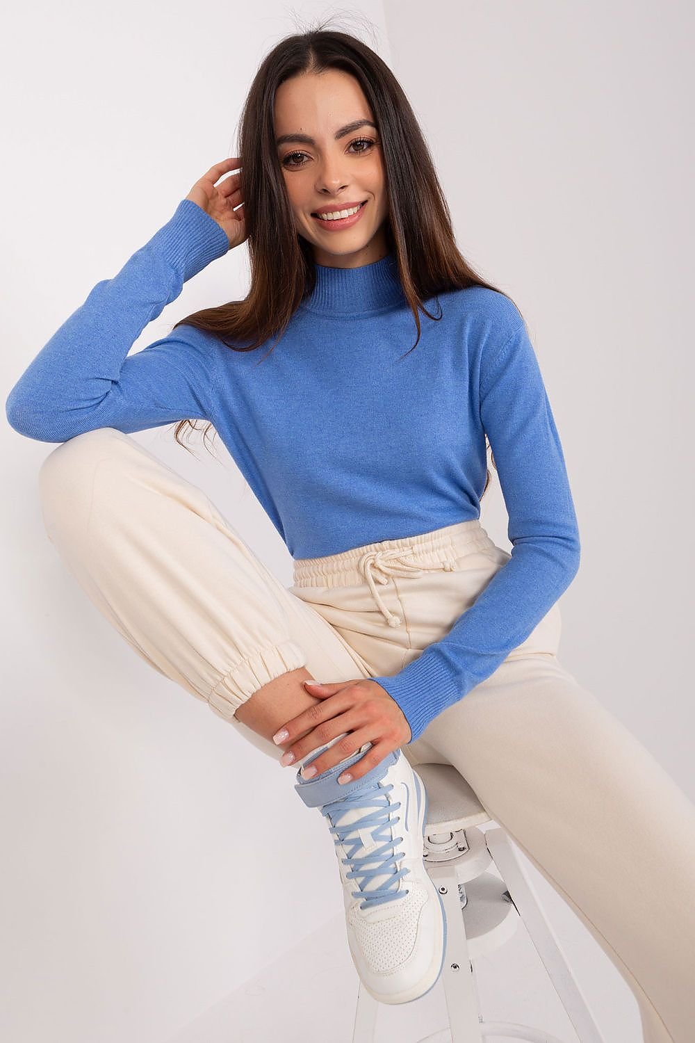 Langermet genser med turtleneck til dame fra MS StyleHaven, størrelse S/M, med long, bukselengde long, kjolelengde short; knee; mini; midi, kjolestil sweater; other