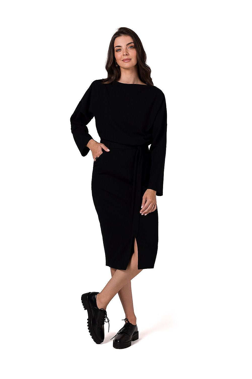 Dagskjole BeWear til dame fra MS StyleHaven, laget av Bomull; Elastan-1, farge Marineblå, størrelse M, med long ermer, perfekt til dress