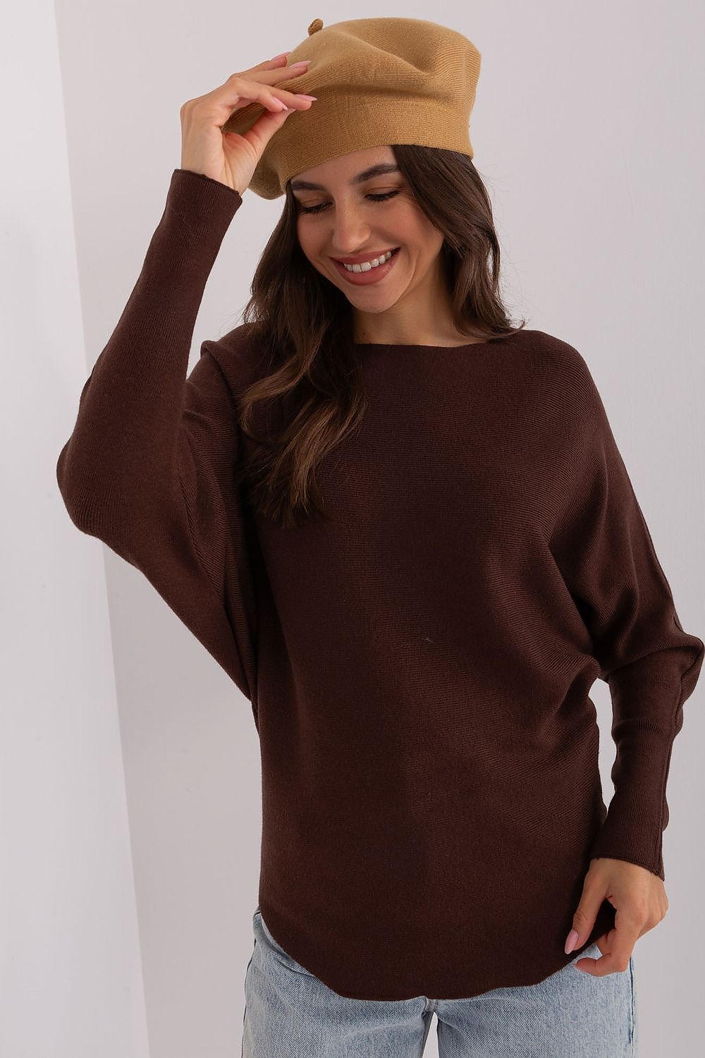 Oppdag vårt utvalg av stilfulle Rød Beret AT til dame i ulike størrelser og kvalitetsmaterialer - perfekte til jobb, fritid og alle dager. Rask levering og gode priser hos MS Stylehaven. se mer!