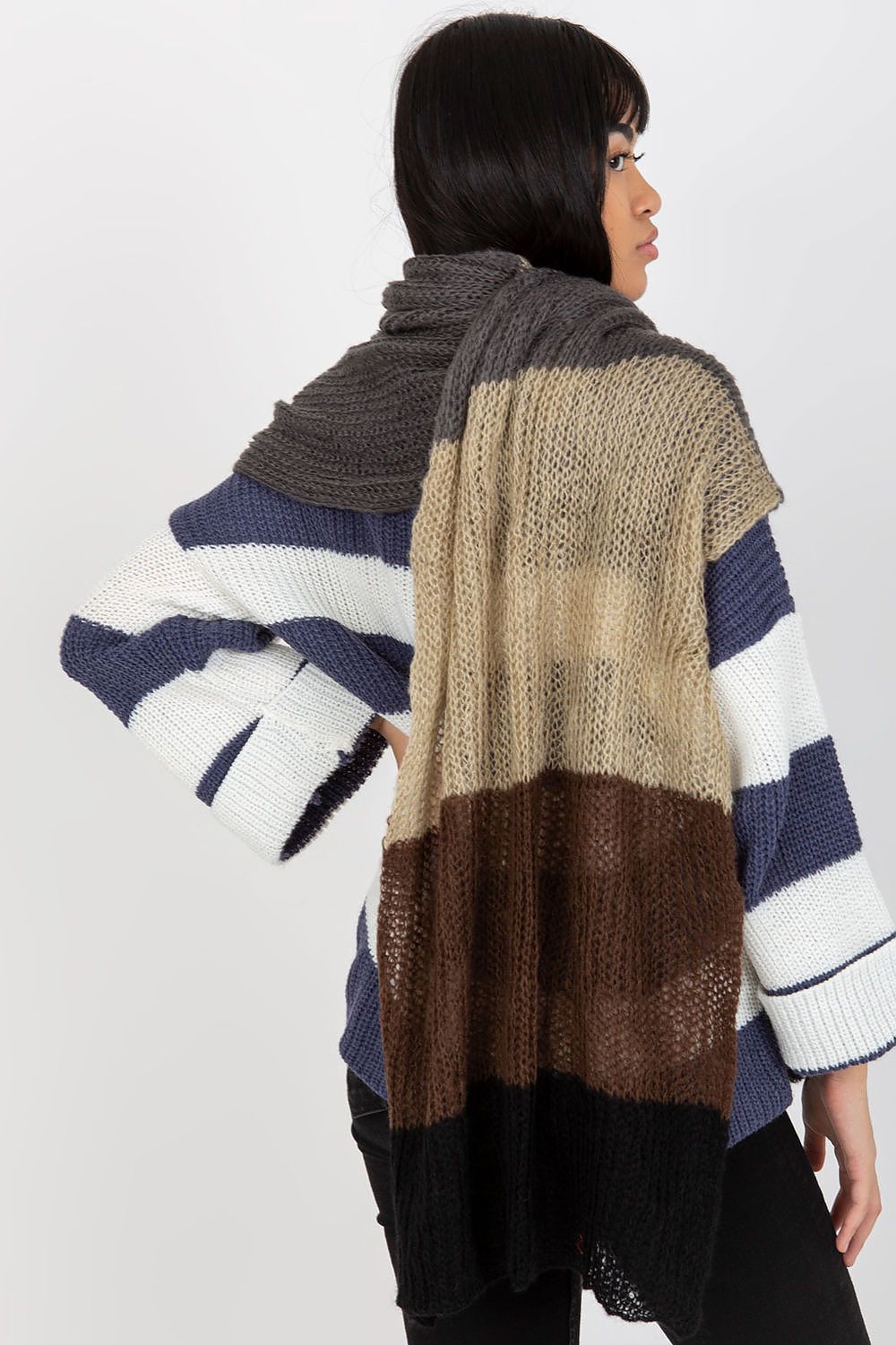 Oppdag vårt utvalg av stilfulle  Sjal - AT til dame i ulike størrelser og kvalitetsmaterialer – perfekte til jobb; fritid og alle dager. Rask levering og gode priser hos MS Stylehaven. se mer!