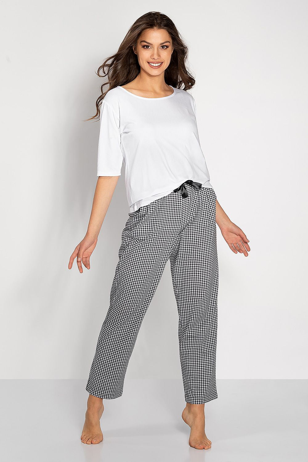 Pyjamas Momenti Per Me til dame fra MS StyleHaven, laget av Bomull; Viskose, farge Hvit, størrelse s, med long ermer, perfekt til casual; dress