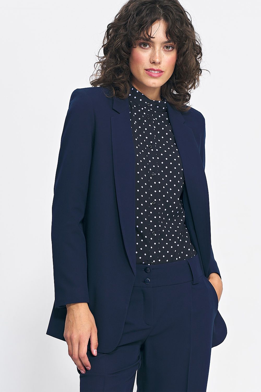 Jakke Nife til dame fra MS StyleHaven, laget av polyester; Viskose, farge Marineblå, størrelse 38, med long ermer, perfekt til casual; dress