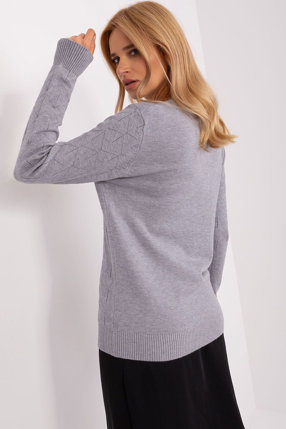 Oppdag vårt utvalg av stilfulle Grønn Jumper AT til dame i ulike størrelser og kvalitetsmaterialer - perfekte til jobb, fritid og alle dager. Rask levering og gode priser hos MS Stylehaven. se mer!