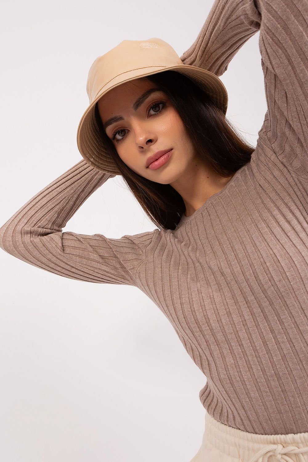 Klassisk genser til dame fra MS StyleHaven, størrelse M/L, med long, bukselengde long, kjolelengde short; knee; mini; midi, kjolestil sweater; other